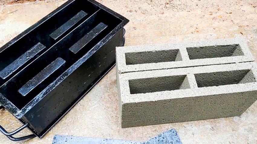 Como fazer um molde para moldar dois blocos ocos em cimento de uma vez - 